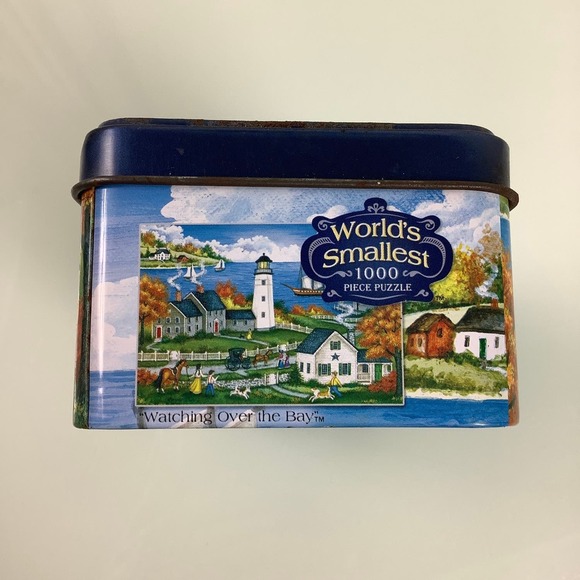 New World’s Smallest 1000 piece puzzle Watching over the bay Sealed - Picture 4 of 7